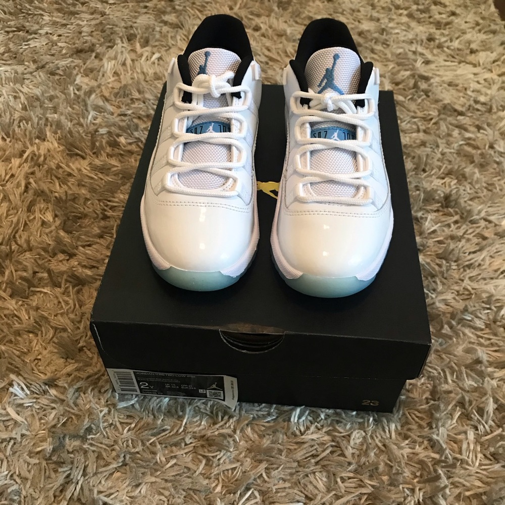 Jordan 11 Low